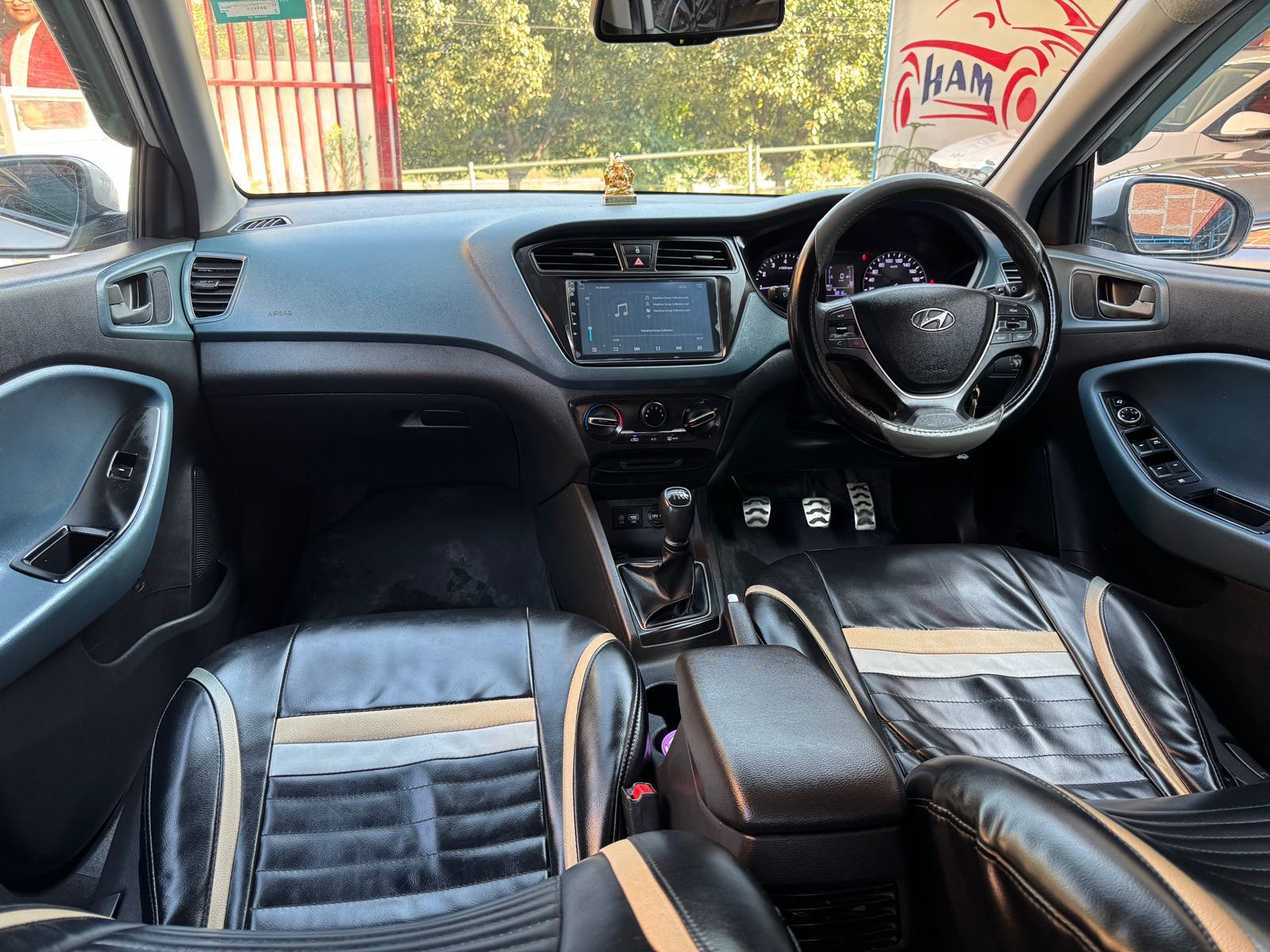 carDetail image