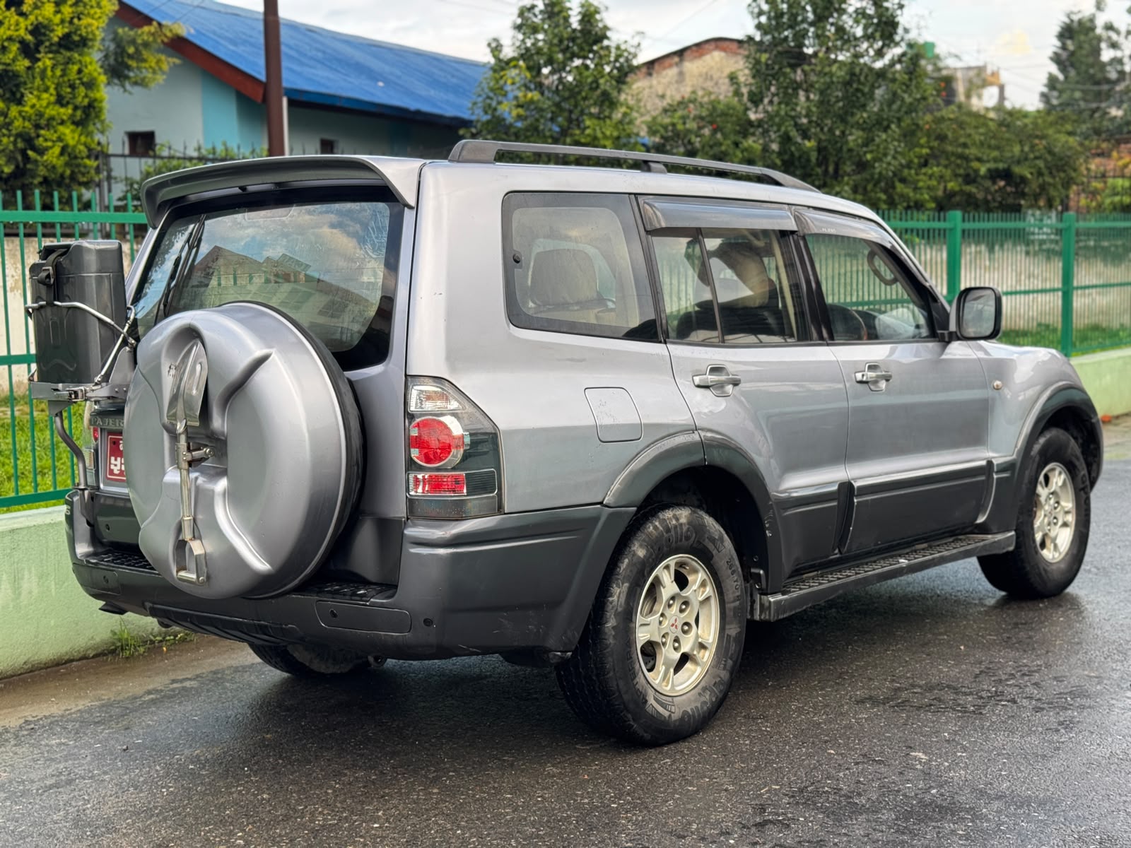 carDetail image