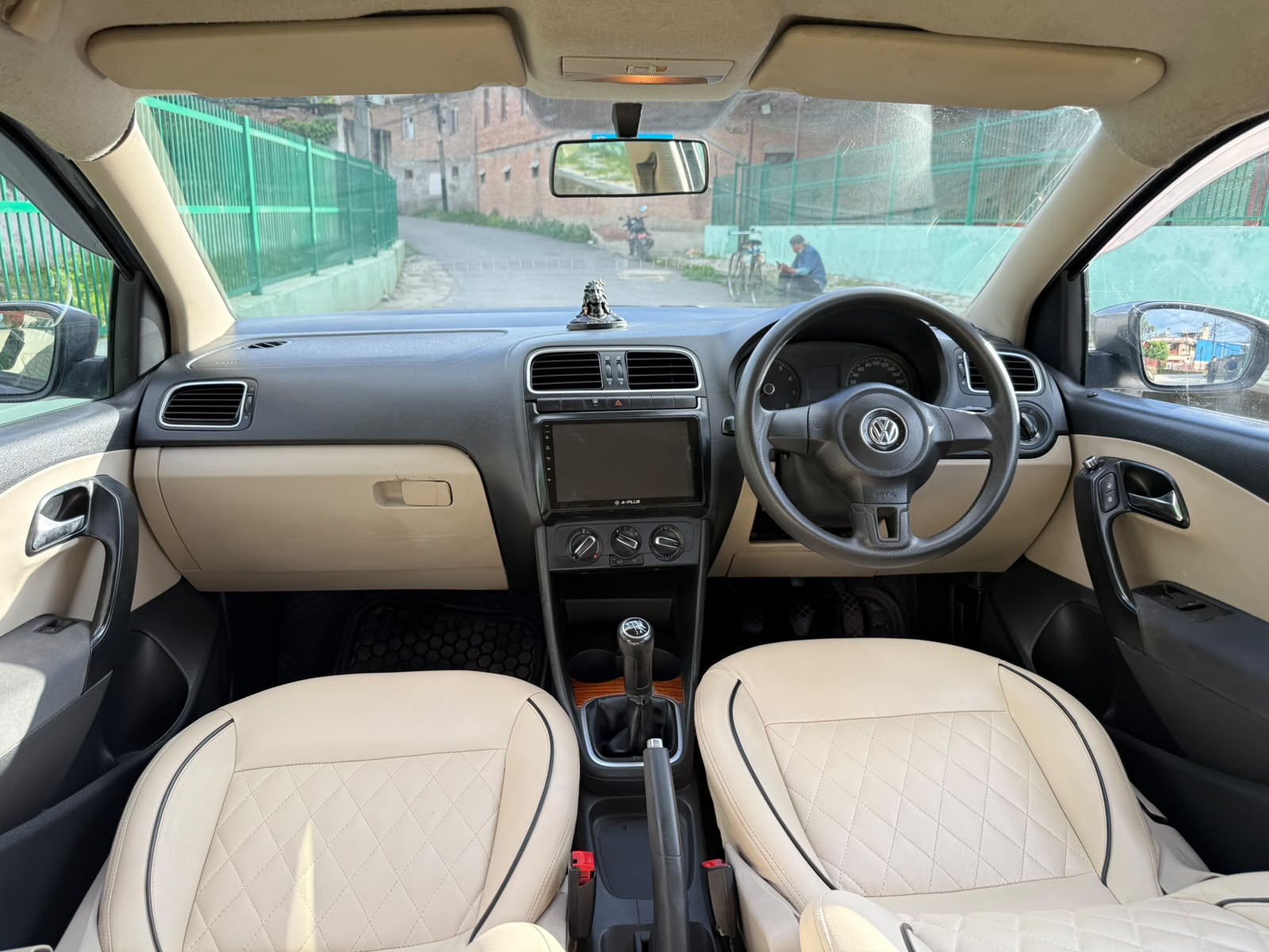 carDetail image