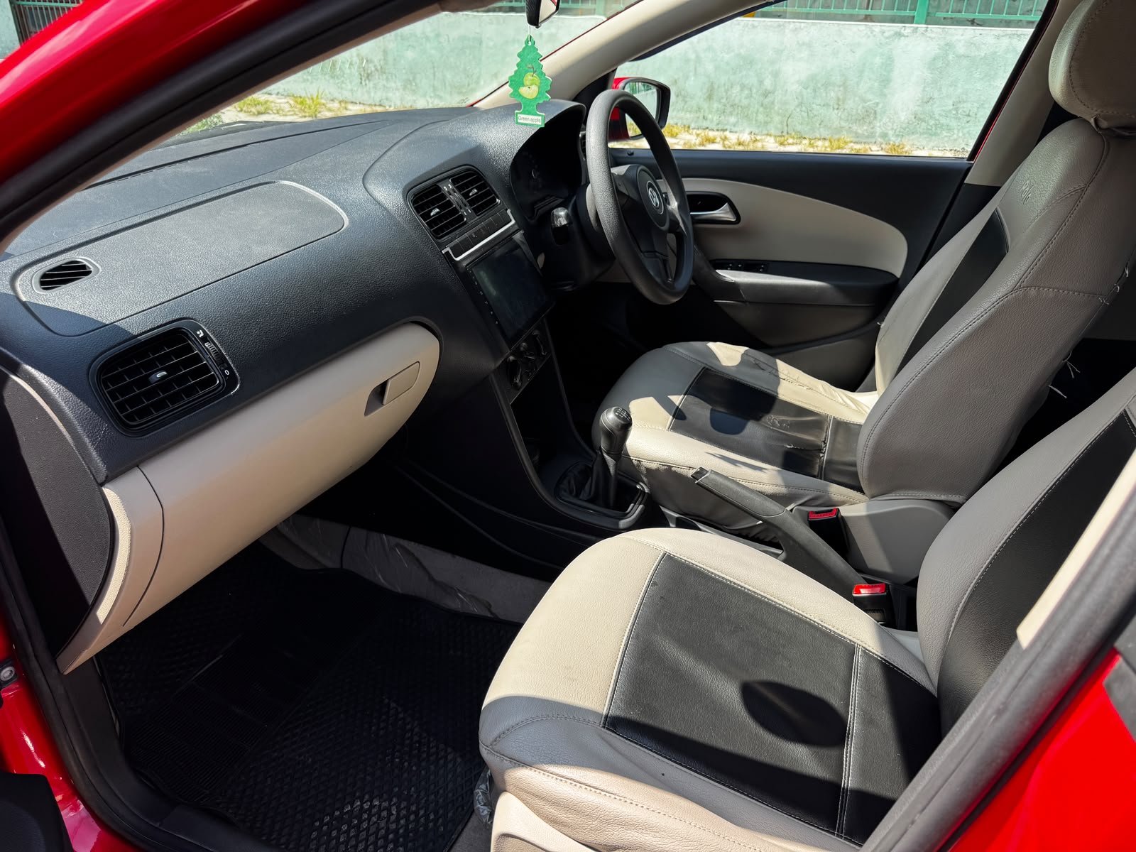 carDetail image
